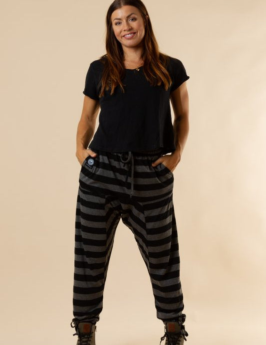 duvnasstripeblackgrey-805.jpg