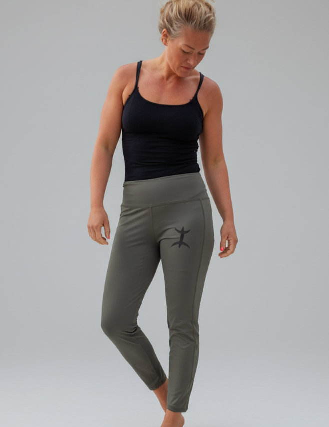 enhanced-Gron_Tights_Bufana_Green255_2048x2048_1_1.png