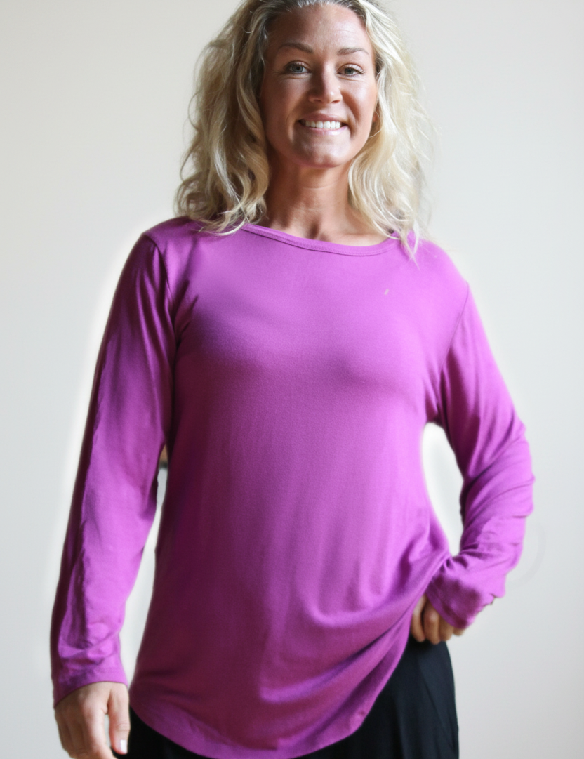 enhanced-Lila_troja_5_2048x2048_ab178f15-0871-48ab-bd7d-87fd07f6999c.png