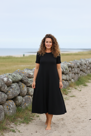 Fine ribbed dress curly hair