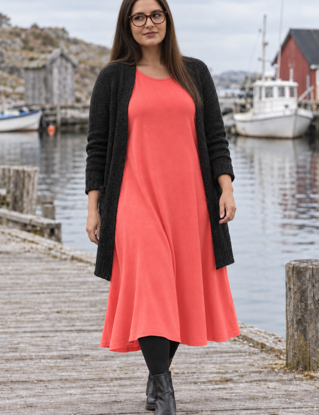 Korallrosa Ballerina med ny modell, pose 1
