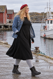 Sidovy med mindre röd basker