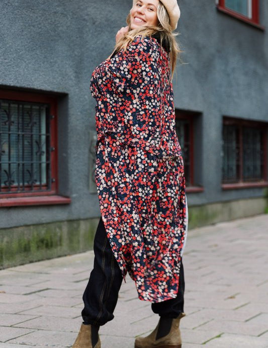 tylosandkimonoredflowerute-523.jpg